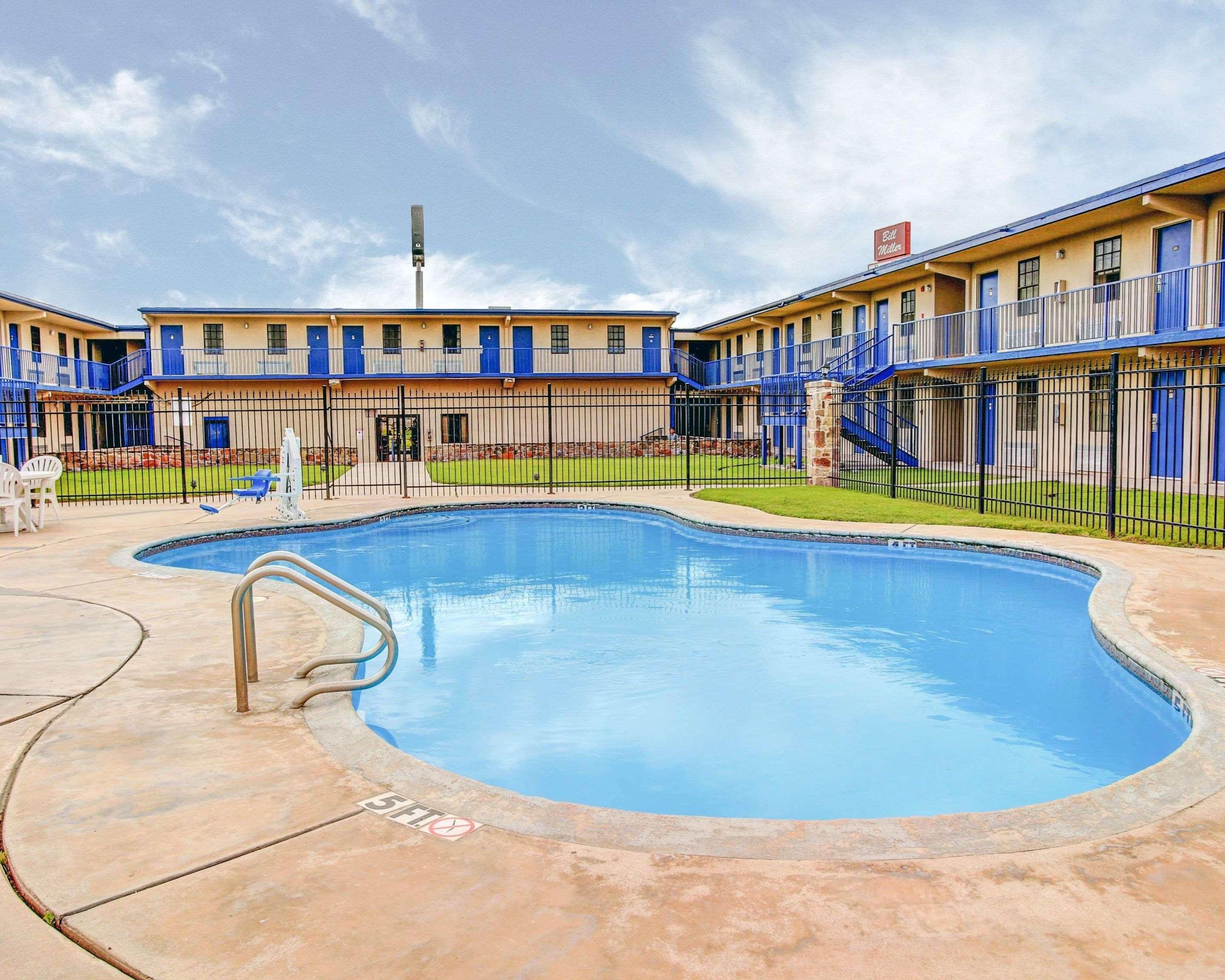 Rodeway Inn New Braunfels Zewnętrze zdjęcie