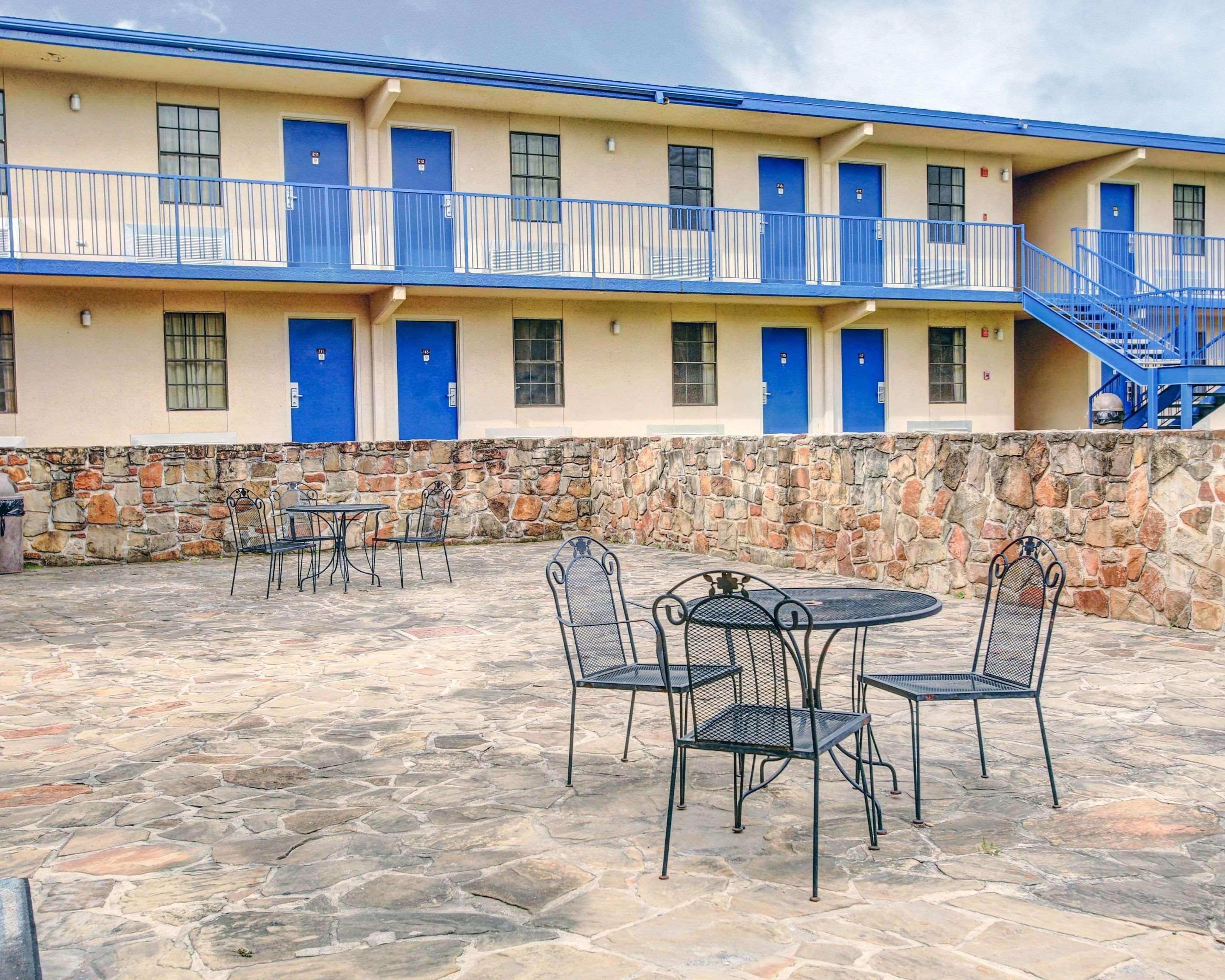 Rodeway Inn New Braunfels Zewnętrze zdjęcie