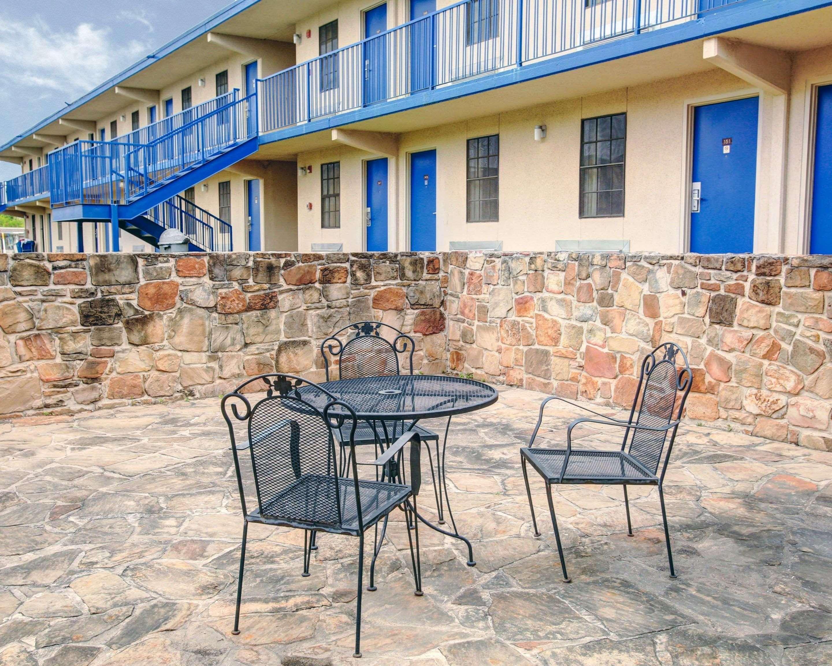 Rodeway Inn New Braunfels Zewnętrze zdjęcie